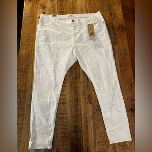 Levi’s 721 high rise skinny 24w women’s Slim White denim stretch Jeans NWT